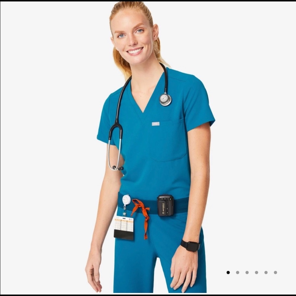 FIGS Alps blue Catarina top size small